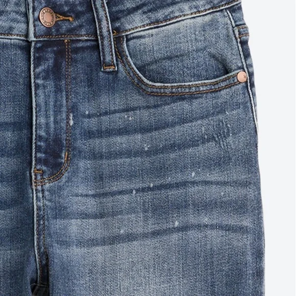 Women’s Judy Blue Low Rise Boyfriend Distressed Jeans; Size 14. - Picture 4 of 16